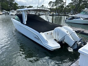 Boston Whaler 320 VANTAGE 31 2017 Boston Whaler 320 VANTAGE 32