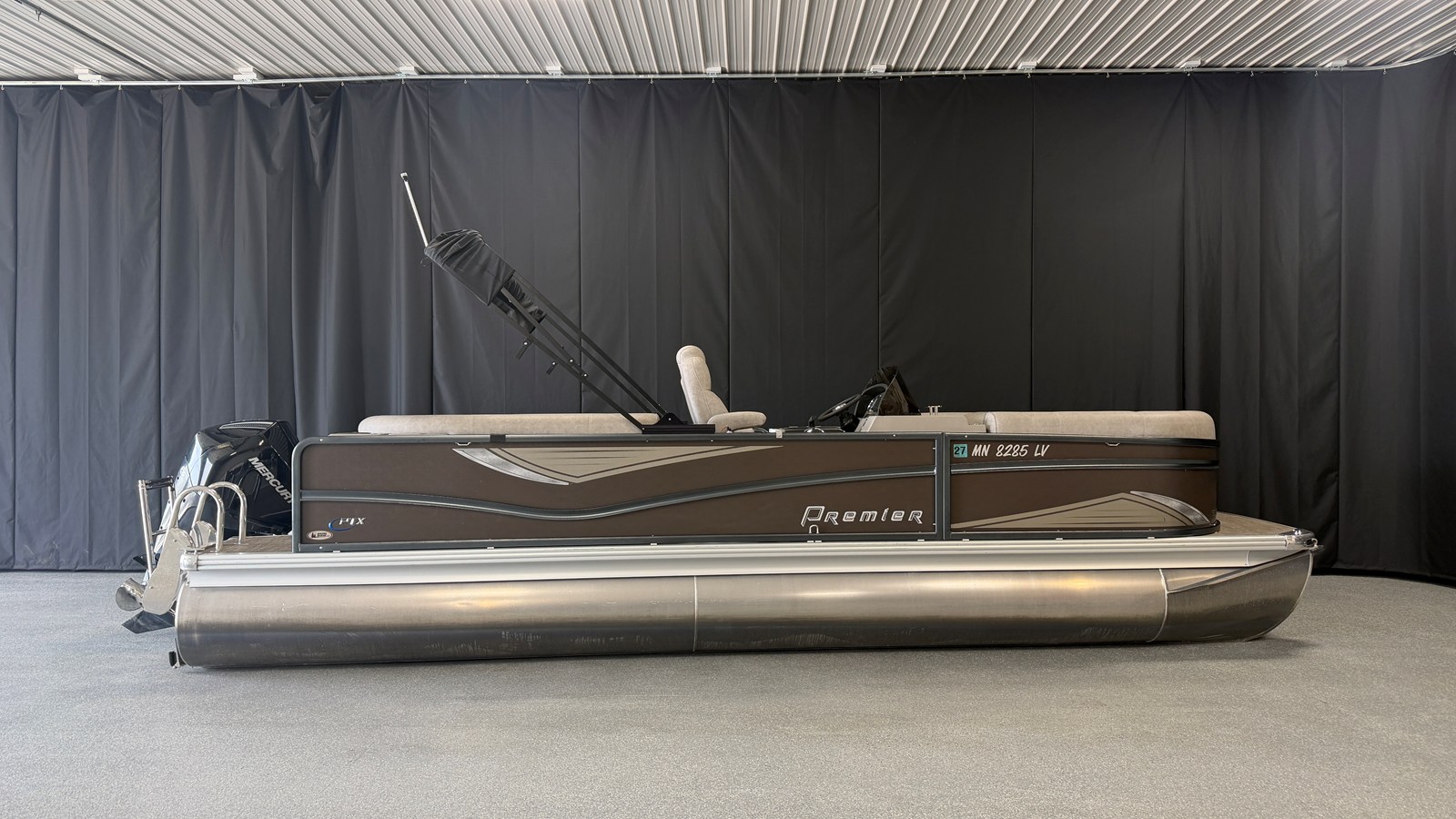 2019 Premier 230 SUNSATION 3