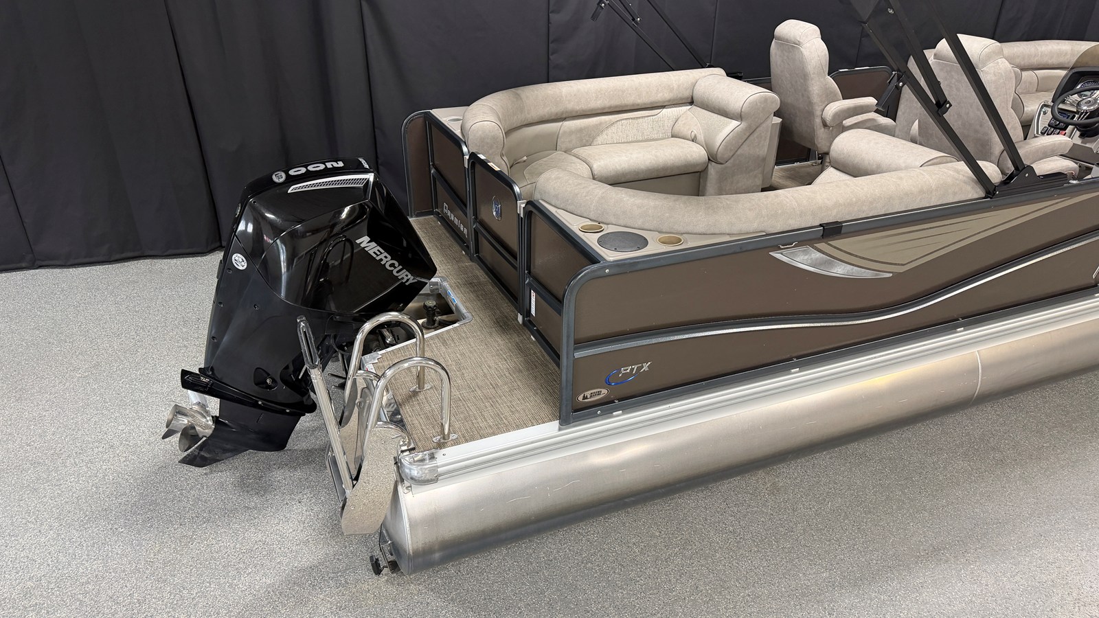 2019 Premier 230 SUNSATION 6