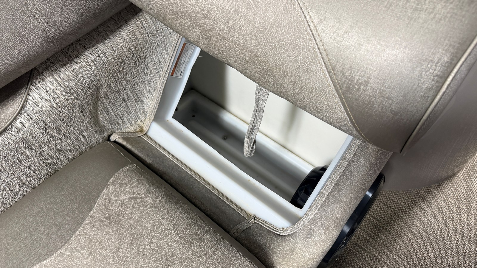 2019 Premier 230 SUNSATION 16