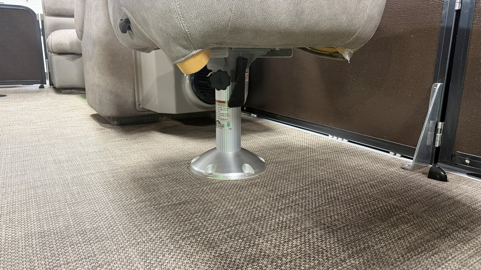 2019 Premier 230 SUNSATION 33