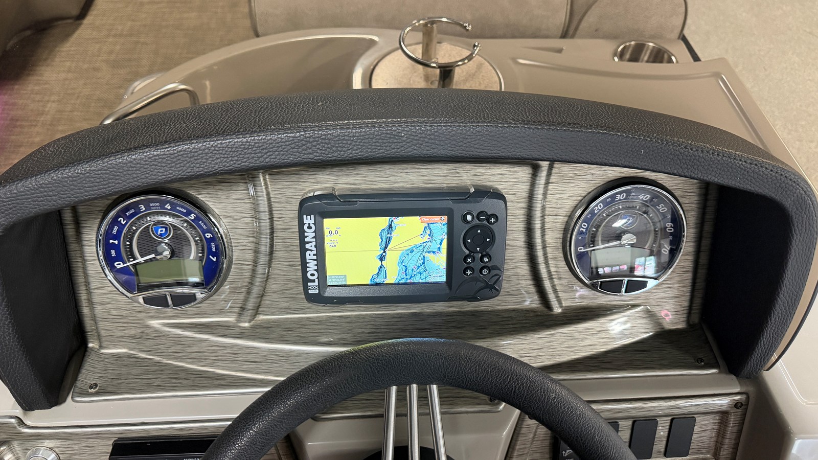 2019 Premier 230 SUNSATION 52