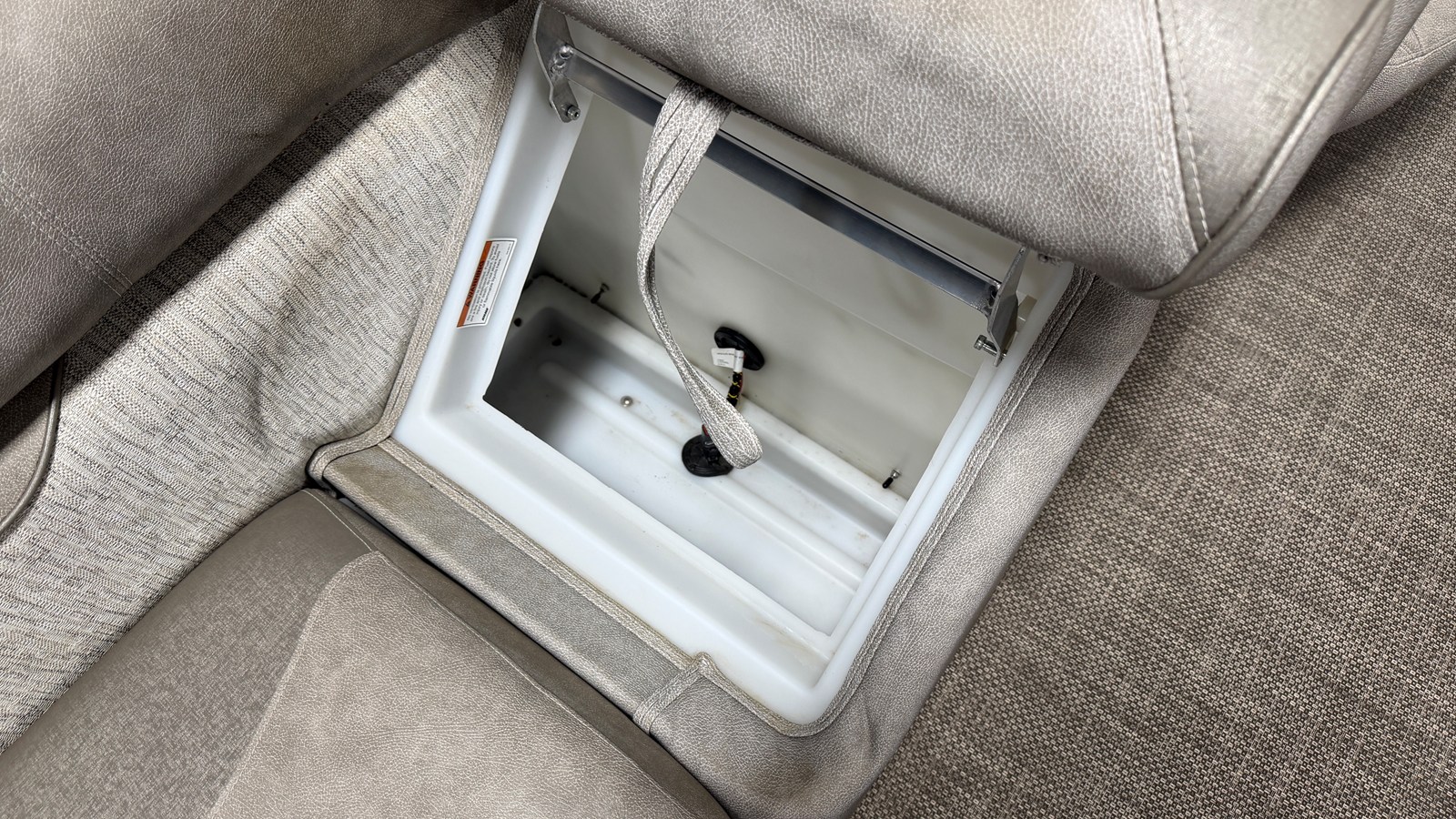2019 Premier 230 SUNSATION 66