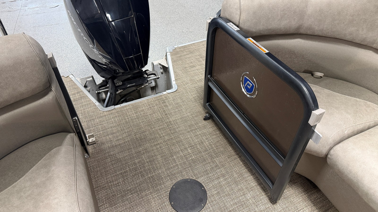 2019 Premier 230 SUNSATION 74