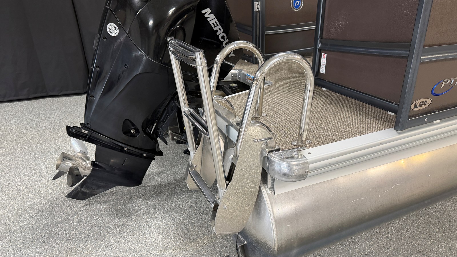 2019 Premier 230 SUNSATION 77