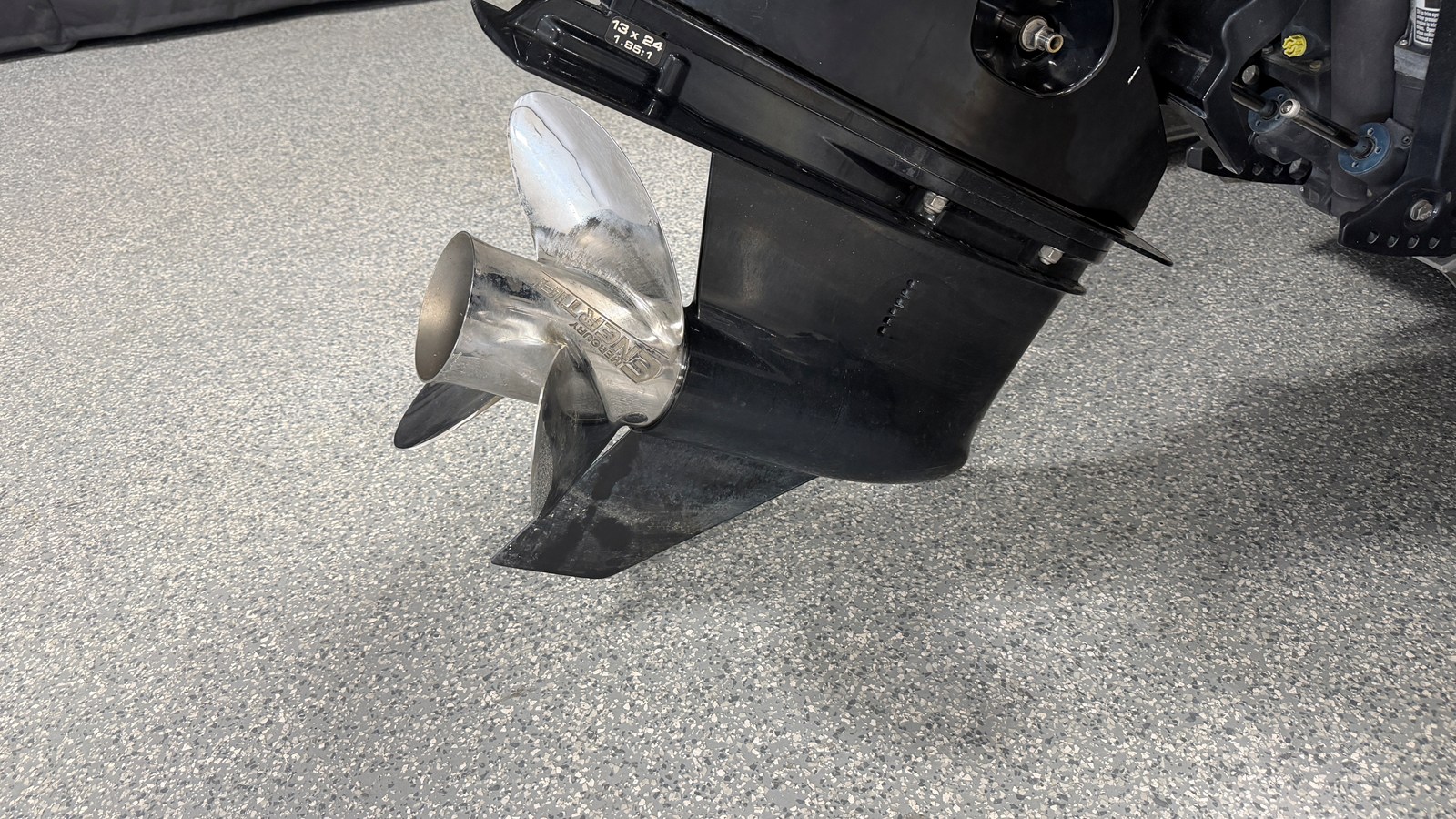 2019 Premier 230 SUNSATION 80