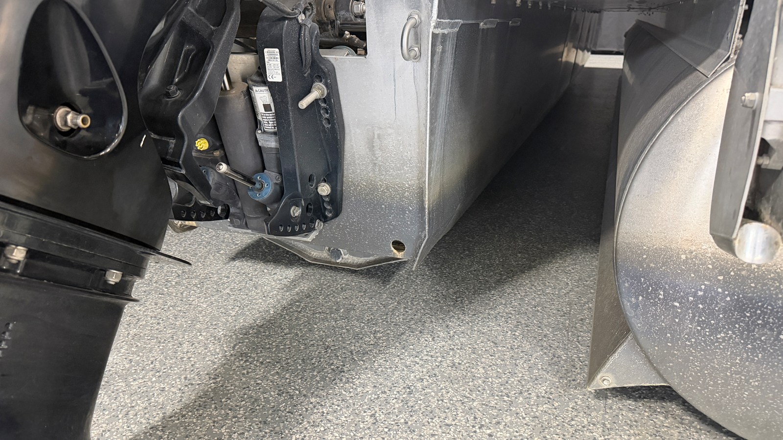 2019 Premier 230 SUNSATION 81