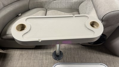 2019 Premier 230 SUNSATION 19