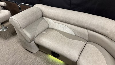 2019 Premier 230 SUNSATION 23
