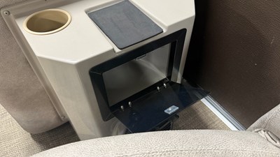 2019 Premier 230 SUNSATION 37