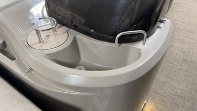 2019 Premier 230 SUNSATION 42