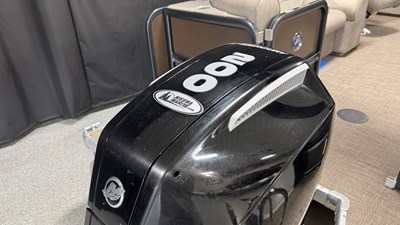 2019 Premier 230 SUNSATION 79