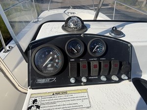 2012 Boston Whaler 170 MONTAUK 10