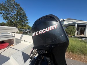2012 Boston Whaler 170 MONTAUK 16