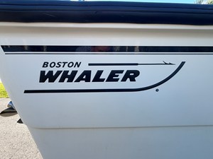 2012 Boston Whaler 170 MONTAUK 18