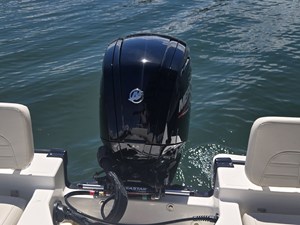 Boston Whaler 170 Montauk 6 2027 Boston Whaler 170 Montauk 7