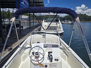 Boston Whaler 170 Montauk 12 2027 Boston Whaler 170 Montauk 13