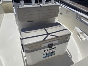 Boston Whaler 170 Montauk 20 2027 Boston Whaler 170 Montauk 21