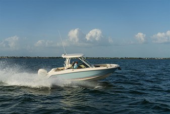 2027 Boston Whaler 240 Vantage 21