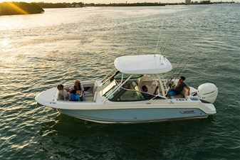 2027 Boston Whaler 240 Vantage 36