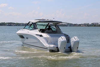 Sea Ray Sundancer 320 Outboard 1 2026 Sea Ray Sundancer 320 Outboard 2