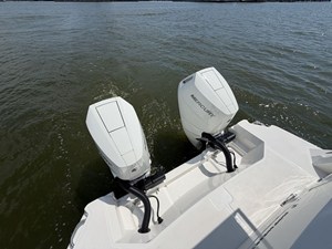 Sea Ray Sundancer 320 Outboard 29 2026 Sea Ray Sundancer 320 Outboard 30