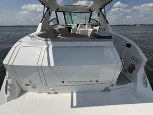 Sea Ray Sundancer 320 Outboard 32 2026 Sea Ray Sundancer 320 Outboard 33