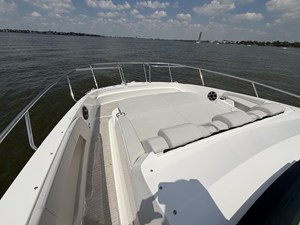 Sea Ray Sundancer 320 Outboard 48 2026 Sea Ray Sundancer 320 Outboard 49