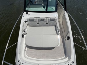 Sea Ray Sundancer 320 Outboard 49 2026 Sea Ray Sundancer 320 Outboard 50