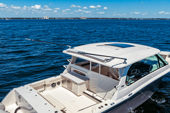 Grady-White Freedom 415 16 2026 Grady-White Freedom 415 17