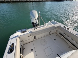 2021 Boston Whaler 230 OUTRAGE 12