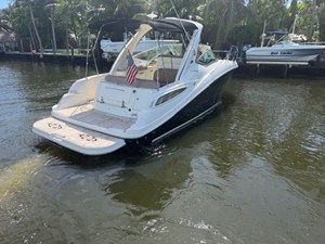 Sea Ray SUNDANCER 330 21 2016 Sea Ray SUNDANCER 330 22
