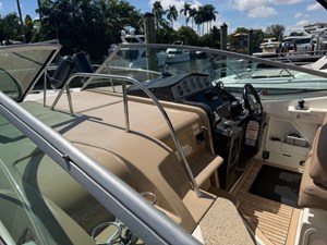 Sea Ray SUNDANCER 330 50 2016 Sea Ray SUNDANCER 330 51