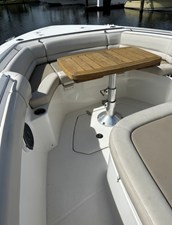 Boston Whaler 330 OUTRAGE 19 2018 Boston Whaler 330 OUTRAGE 20