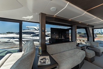 2027 Galeon 560 FLY 21