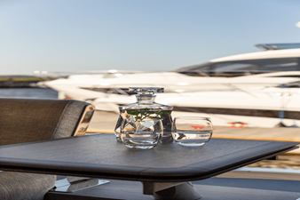 2027 Galeon 560 FLY 81