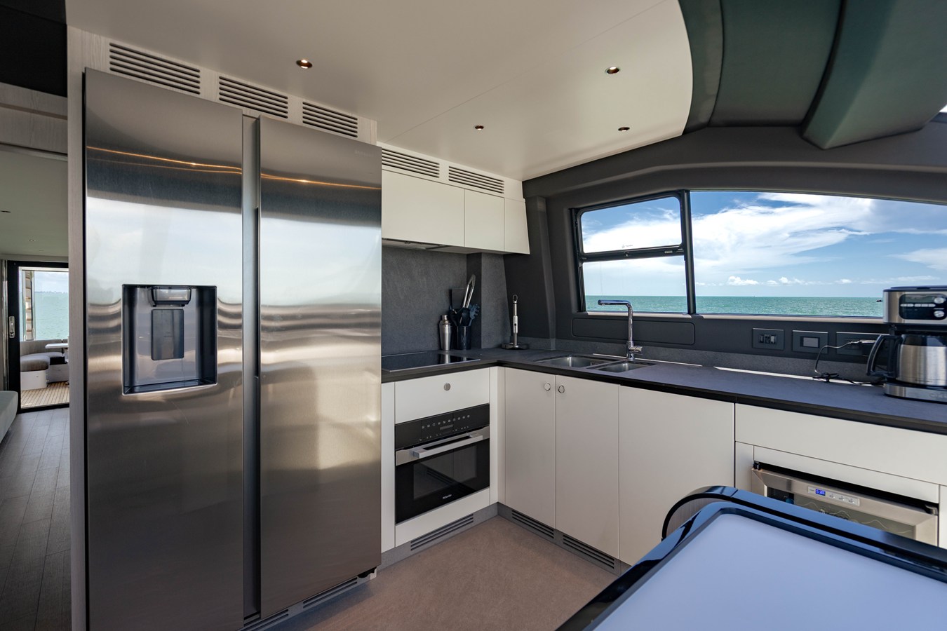 2025 Azimut FLY 78 11