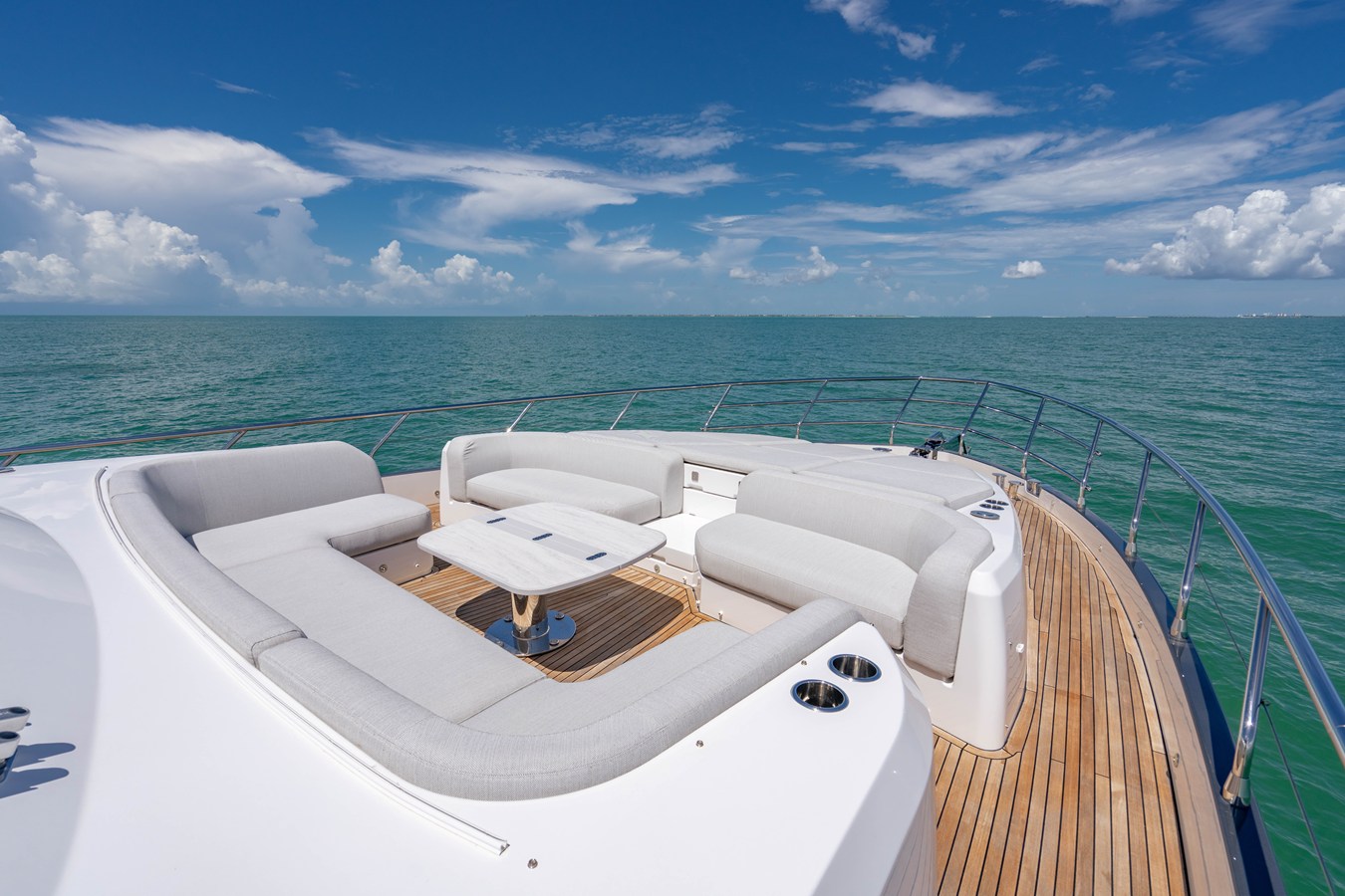 2025 Azimut FLY 78 31