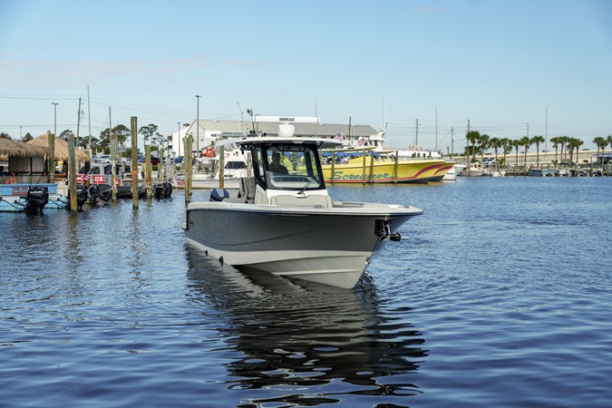 2027 Boston Whaler 330 Outrage 6