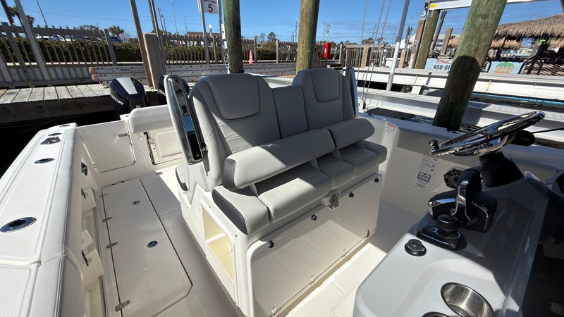 2027 Boston Whaler 330 Outrage 27
