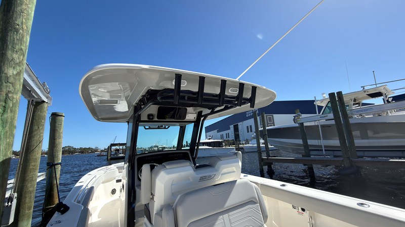 2027 Boston Whaler 330 Outrage 39