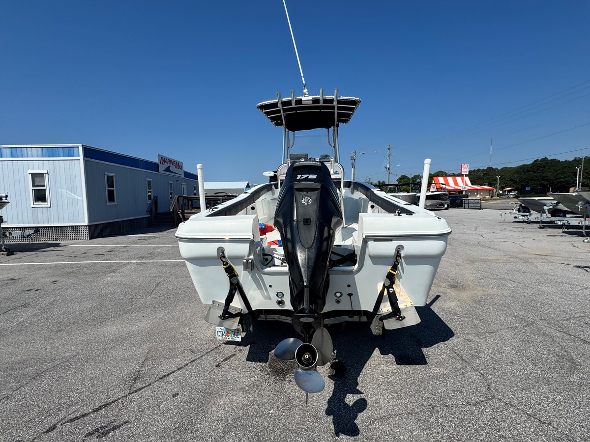 2016 Clearwater 220 CE 6