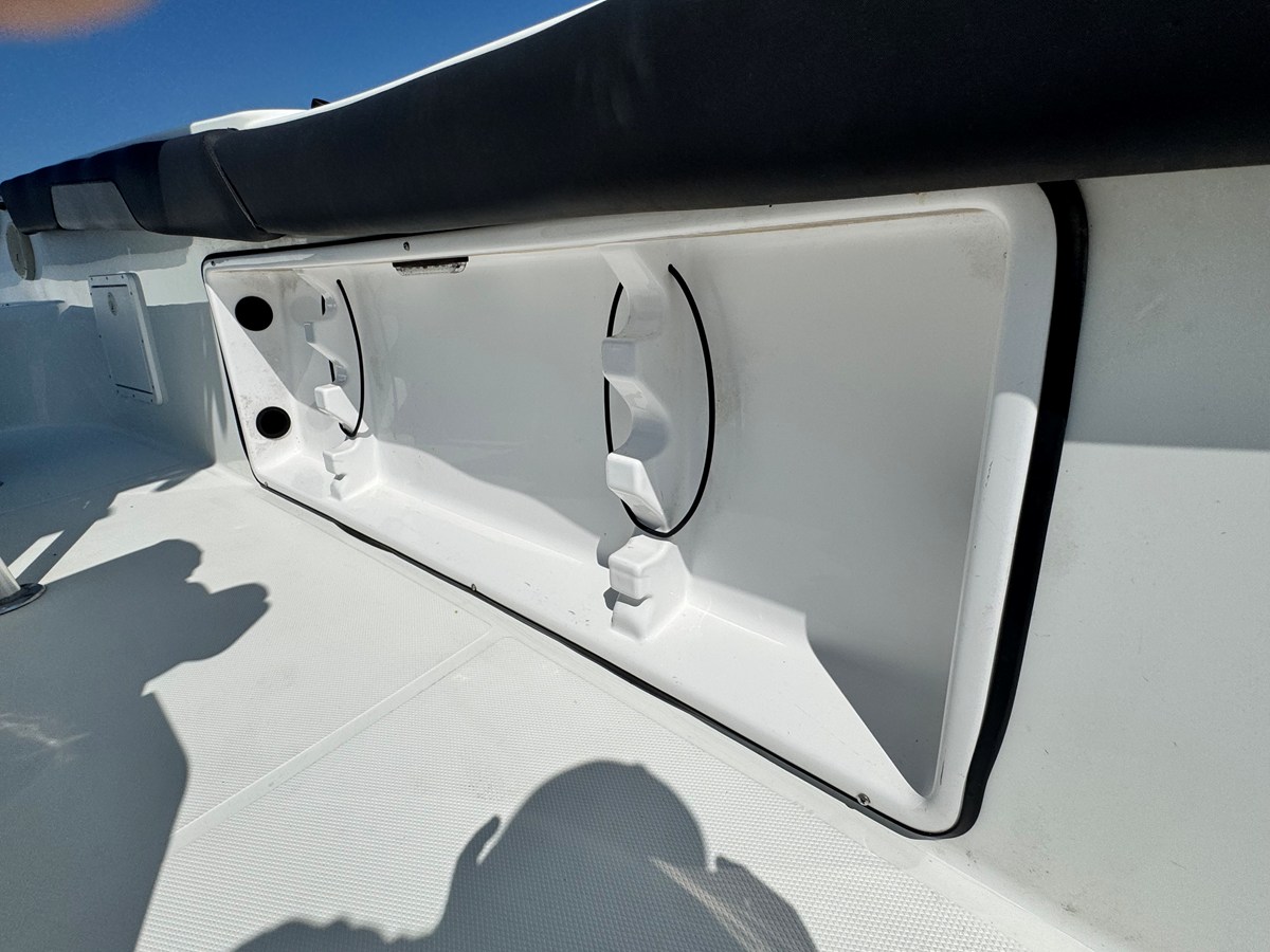 2016 Clearwater 220 CE 9