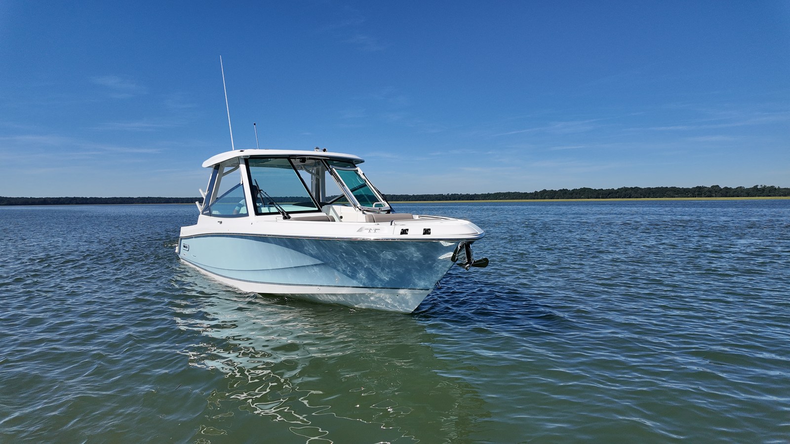 2027 Boston Whaler 330 Vantage 33