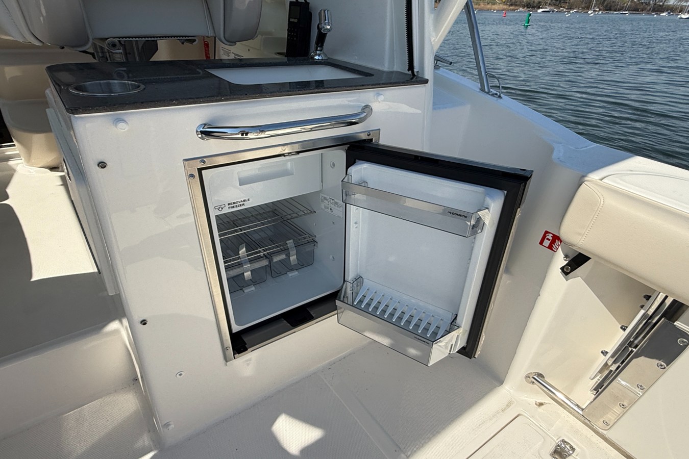 2026 Boston Whaler 285 Conquest 21