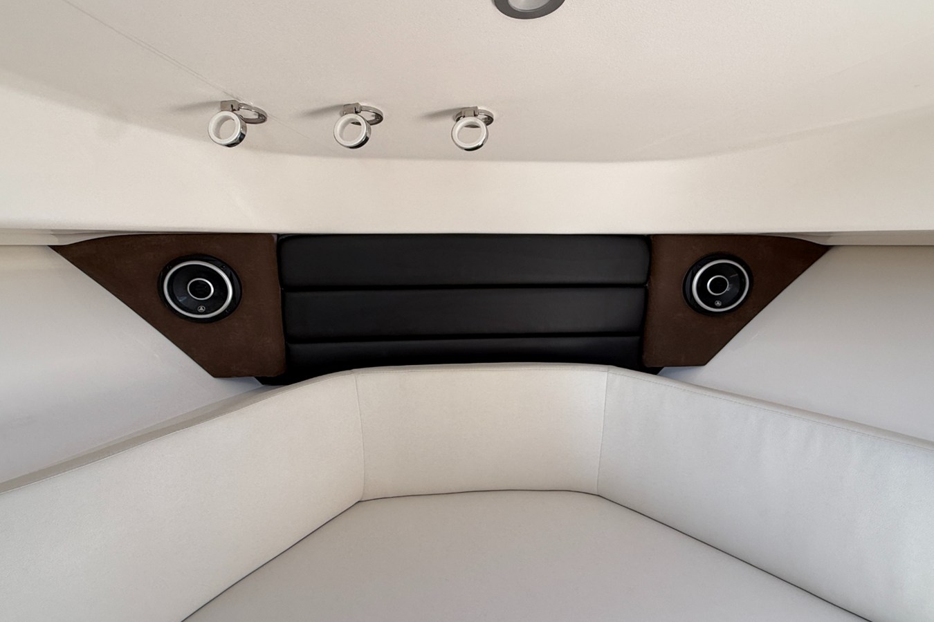 2026 Boston Whaler 285 Conquest 34