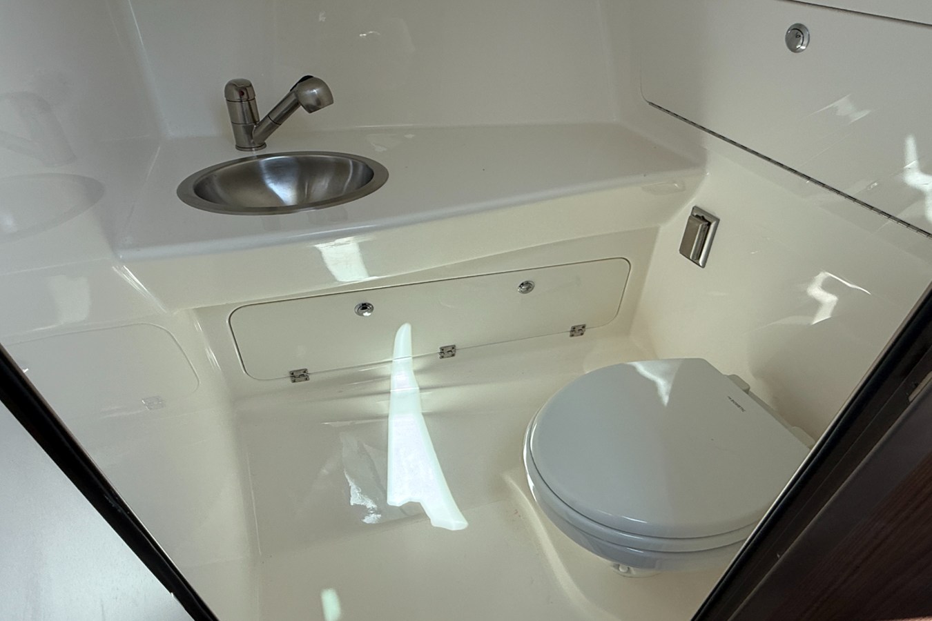 2026 Boston Whaler 285 Conquest 37