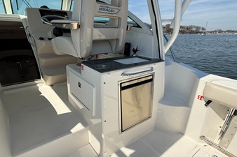2026 Boston Whaler 285 Conquest 20