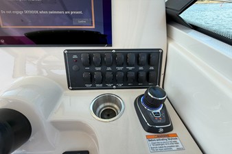 2026 Boston Whaler 285 Conquest 26