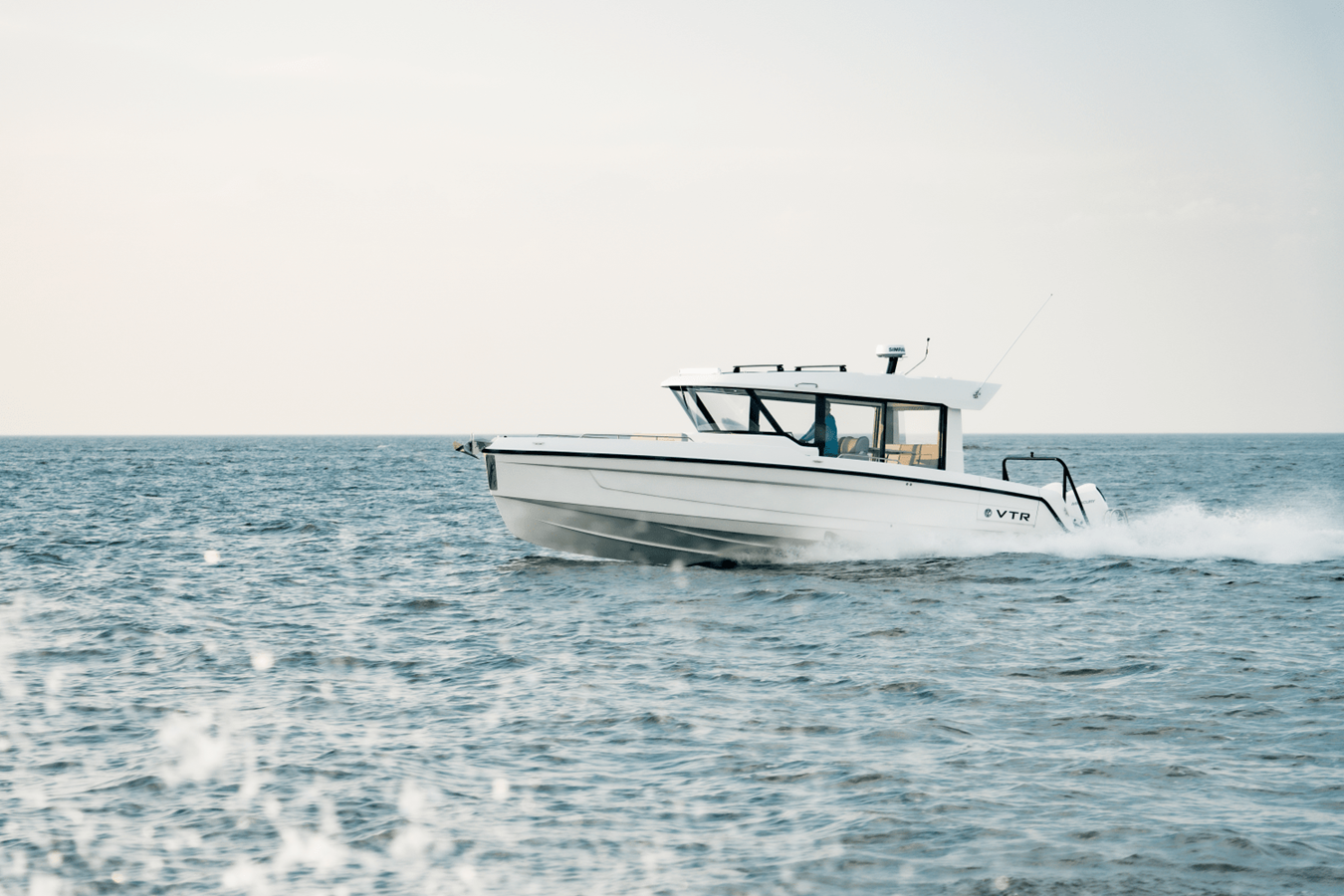 2027 Cruisers Yachts 38 VTR 41